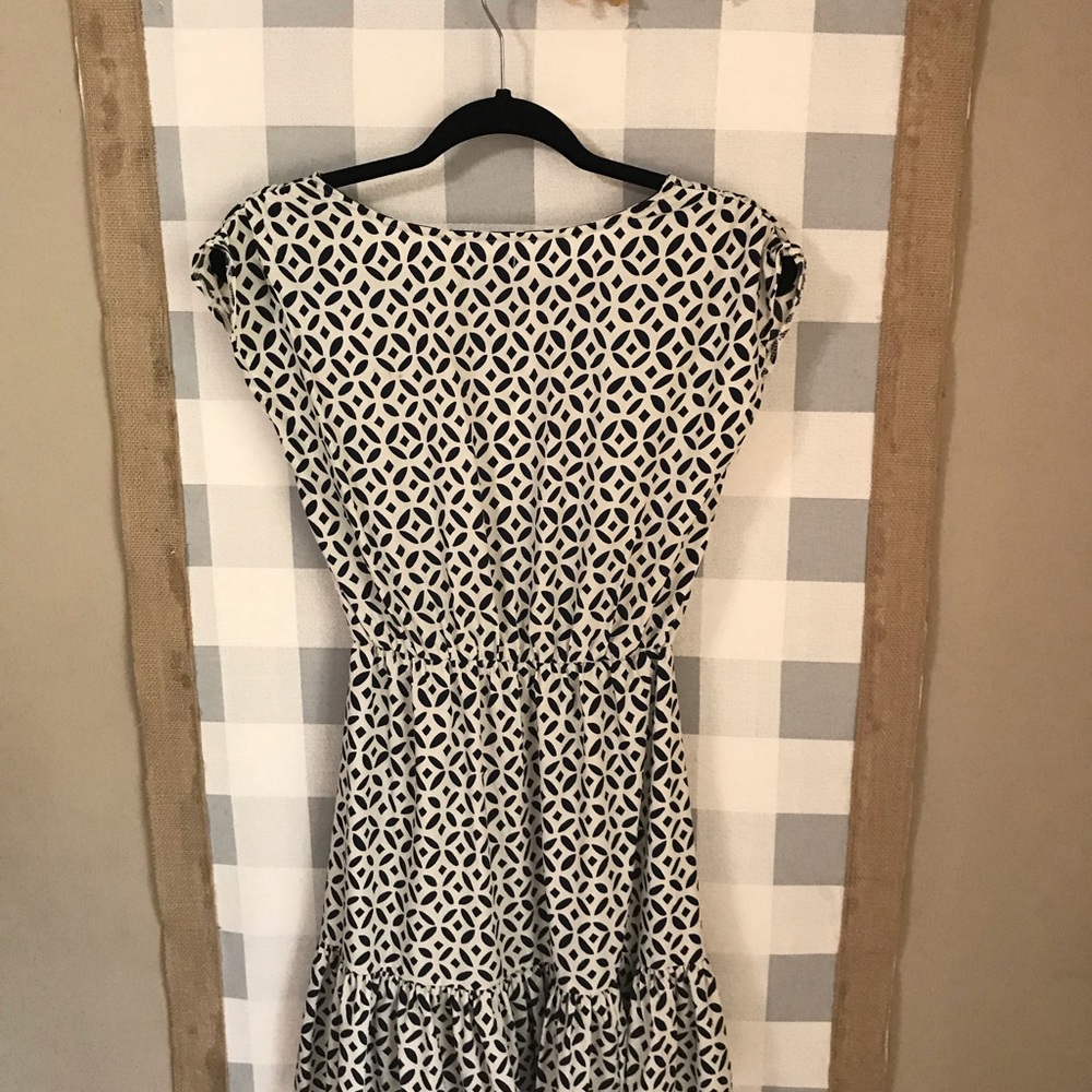 Pinky blue and white flirty sun dress - Picture 5 of 6